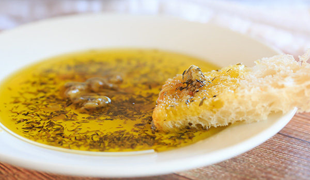 Roasted Garlic & Herb Olive Oil Blend - Elizabeth's Gourmet